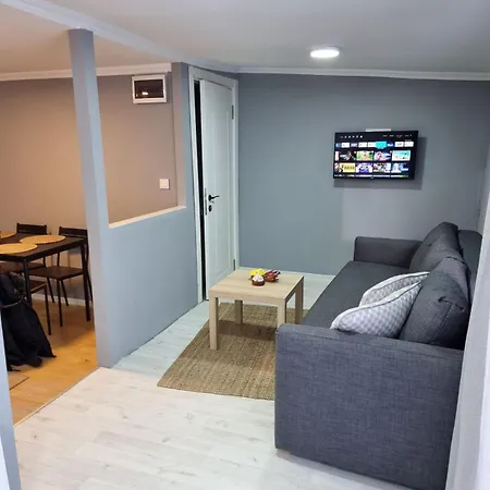 Amur Plus Hotel