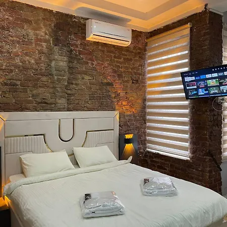 Amur Plus Hotel דירה *