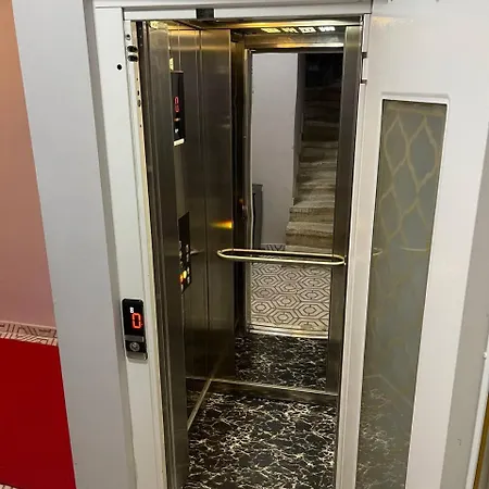 Amur Plus Hotel איסטמבול